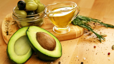Apa Saja Makanan untuk Kesehatan Kulit yang Baik? Ini Rekomendasinya